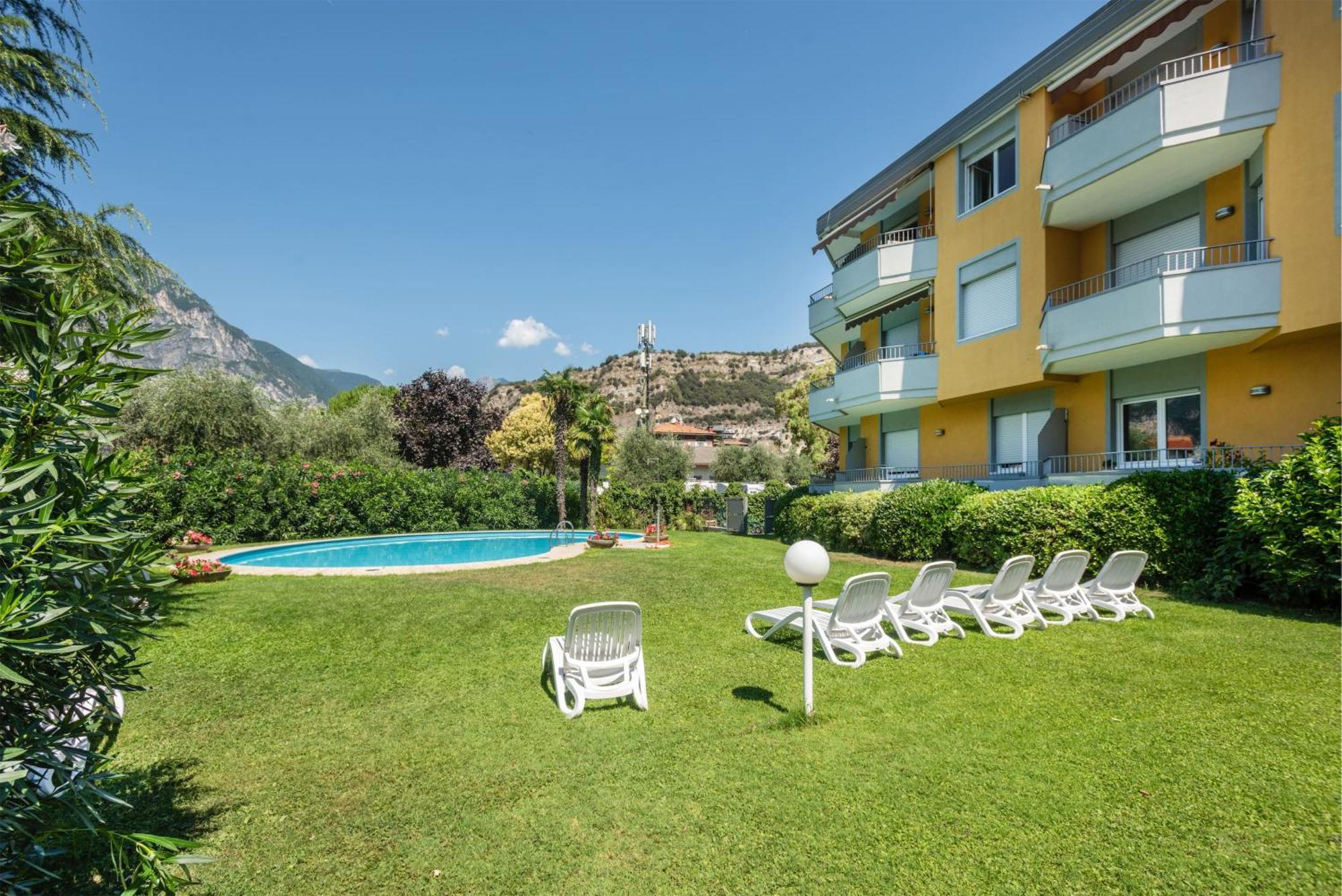 Apartamento Casa Marco Torbole Sul Garda Exterior foto
